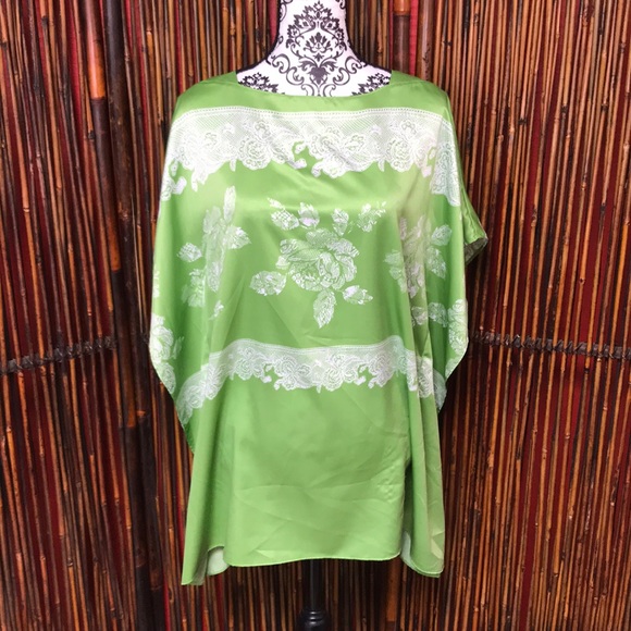 Kate & Mallory poncho top - Picture 1 of 6